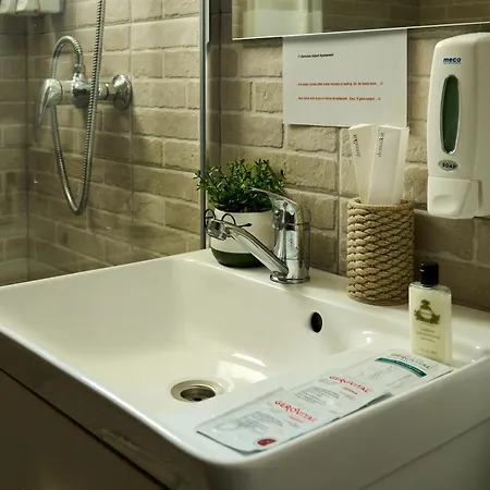 11 Baneasa Airport Bukarest